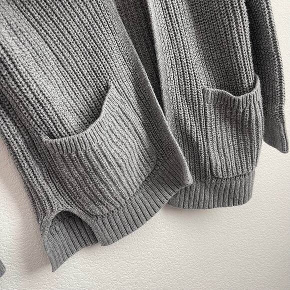 Abercrombie Fitch Grey Cardigan Sweater Ribbed Knit Pocket Size XS Pe-owned - Picture 5 of 9